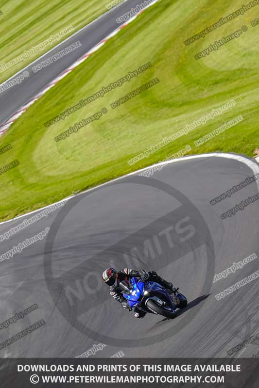 donington no limits trackday;donington park photographs;donington trackday photographs;no limits trackdays;peter wileman photography;trackday digital images;trackday photos